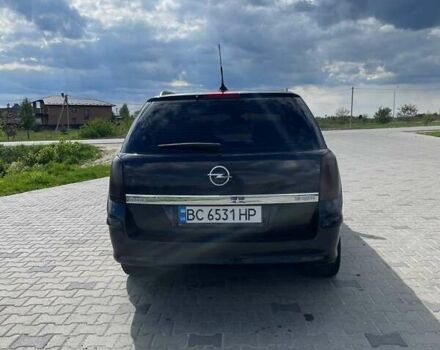 Черный Опель Астра, объемом двигателя 1.91 л и пробегом 242 тыс. км за 4500 $, фото 6 на Automoto.ua