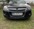 Черный Опель Астра, объемом двигателя 1.6 л и пробегом 272 тыс. км за 5100 $, фото 1 на Automoto.ua