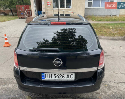 Черный Опель Астра, объемом двигателя 1.6 л и пробегом 231 тыс. км за 5200 $, фото 9 на Automoto.ua