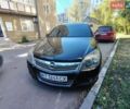 Черный Опель Астра, объемом двигателя 1.7 л и пробегом 239 тыс. км за 4200 $, фото 4 на Automoto.ua