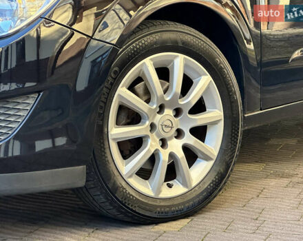 Черный Опель Астра, объемом двигателя 1.6 л и пробегом 180 тыс. км за 5499 $, фото 21 на Automoto.ua