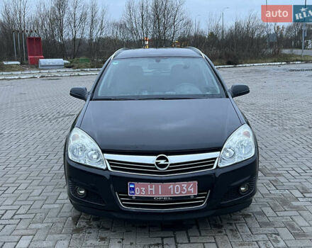 Чорний Опель Астра, об'ємом двигуна 1.6 л та пробігом 215 тис. км за 5500 $, фото 1 на Automoto.ua