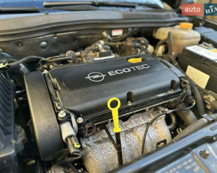 Черный Опель Астра, объемом двигателя 1.6 л и пробегом 180 тыс. км за 5499 $, фото 193 на Automoto.ua