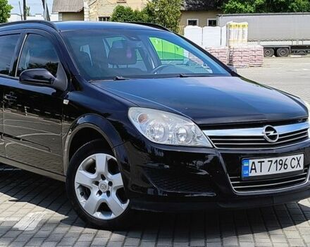 Черный Опель Астра, объемом двигателя 1.7 л и пробегом 260 тыс. км за 4700 $, фото 2 на Automoto.ua