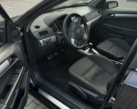 Черный Опель Астра, объемом двигателя 1.8 л и пробегом 405 тыс. км за 5500 $, фото 8 на Automoto.ua
