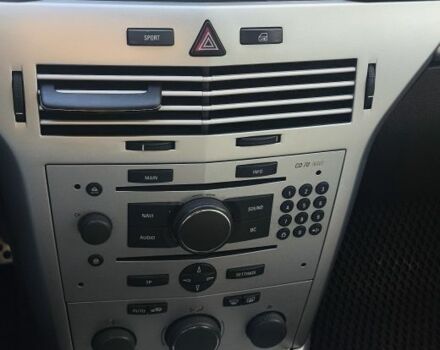 Черный Опель Астра, объемом двигателя 1.6 л и пробегом 226 тыс. км за 5900 $, фото 5 на Automoto.ua