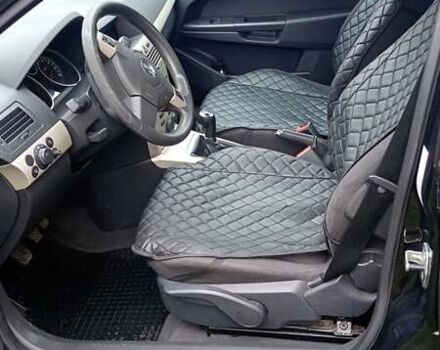 Черный Опель Астра, объемом двигателя 1.6 л и пробегом 163 тыс. км за 5500 $, фото 8 на Automoto.ua