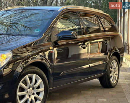 Черный Опель Астра, объемом двигателя 1.6 л и пробегом 180 тыс. км за 5499 $, фото 19 на Automoto.ua