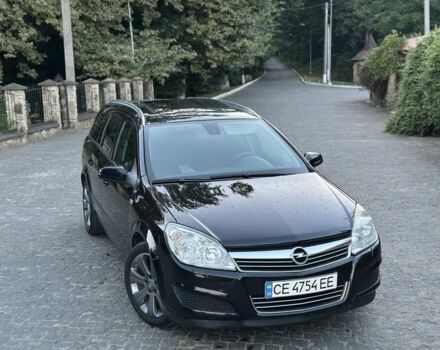 Черный Опель Астра, объемом двигателя 1.7 л и пробегом 280 тыс. км за 5600 $, фото 3 на Automoto.ua