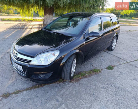 Опель Астра 2008 в Тростянце на Automoto.ua Черный Опель Астра, объемом двигателя 1.69 л и пробегом 292 тыс. км за 6200 $, фото 10 на Automoto.ua