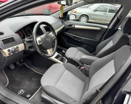 Чорний Опель Астра, об'ємом двигуна 1.6 л та пробігом 189 тис. км за 5900 $, фото 7 на Automoto.ua