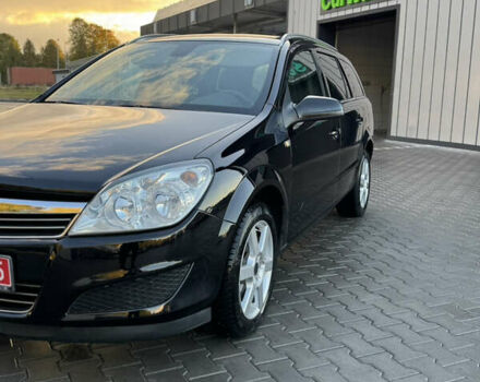 Черный Опель Астра, объемом двигателя 1.6 л и пробегом 180 тыс. км за 5000 $, фото 5 на Automoto.ua