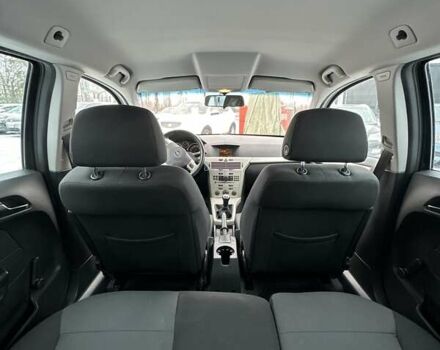 Чорний Опель Астра, об'ємом двигуна 1.6 л та пробігом 247 тис. км за 5800 $, фото 13 на Automoto.ua