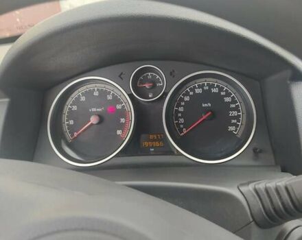 Черный Опель Астра, объемом двигателя 1.6 л и пробегом 200 тыс. км за 6000 $, фото 16 на Automoto.ua