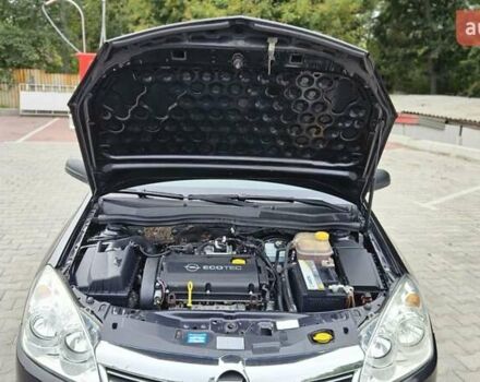 Черный Опель Астра, объемом двигателя 1.6 л и пробегом 209 тыс. км за 5850 $, фото 37 на Automoto.ua