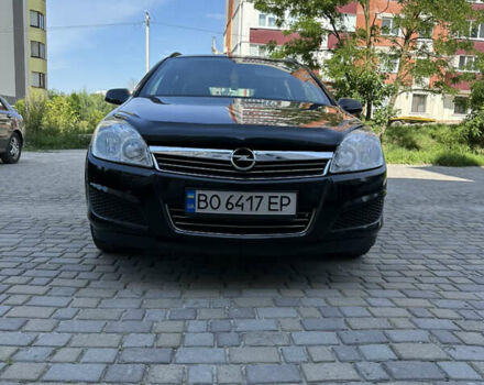Черный Опель Астра, объемом двигателя 1.6 л и пробегом 188 тыс. км за 5650 $, фото 3 на Automoto.ua