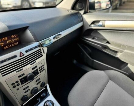 Черный Опель Астра, объемом двигателя 1.6 л и пробегом 237 тыс. км за 6100 $, фото 11 на Automoto.ua