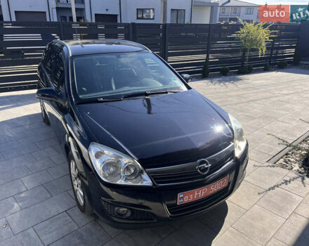Чорний Опель Астра, об'ємом двигуна 1.6 л та пробігом 265 тис. км за 4950 $, фото 1 на Automoto.ua