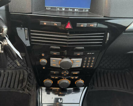 Черный Опель Астра, объемом двигателя 1.8 л и пробегом 223 тыс. км за 6300 $, фото 11 на Automoto.ua