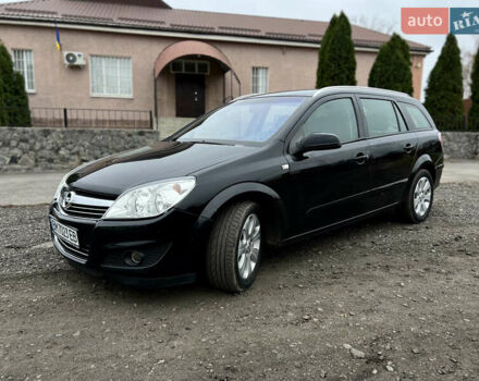 Черный Опель Астра, объемом двигателя 1.8 л и пробегом 209 тыс. км за 5600 $, фото 5 на Automoto.ua