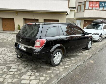 Черный Опель Астра, объемом двигателя 1.7 л и пробегом 276 тыс. км за 5200 $, фото 2 на Automoto.ua