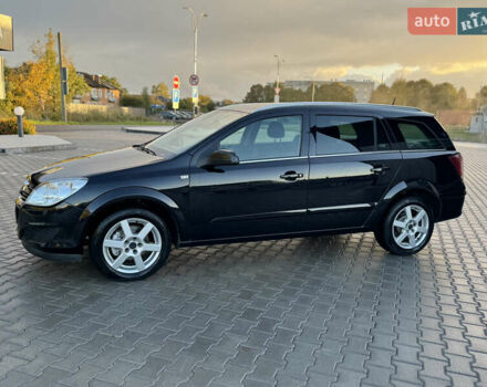 Черный Опель Астра, объемом двигателя 1.6 л и пробегом 180 тыс. км за 5000 $, фото 11 на Automoto.ua