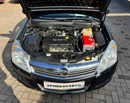 Черный Опель Астра, объемом двигателя 1.6 л и пробегом 237 тыс. км за 6100 $, фото 2 на Automoto.ua