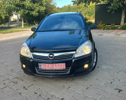 Черный Опель Астра, объемом двигателя 1.6 л и пробегом 260 тыс. км за 6000 $, фото 9 на Automoto.ua