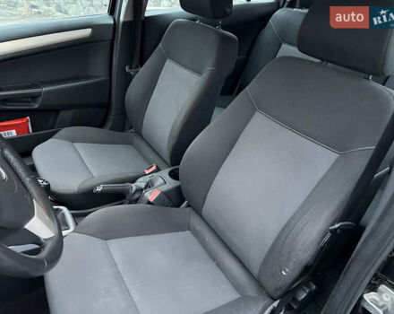 Черный Опель Астра, объемом двигателя 1.8 л и пробегом 209 тыс. км за 5600 $, фото 16 на Automoto.ua