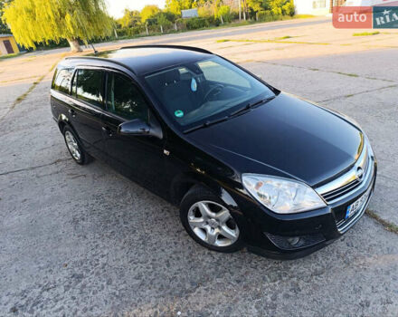 Опель Астра 2008 в Тростянце на Automoto.ua Черный Опель Астра, объемом двигателя 1.69 л и пробегом 292 тыс. км за 6200 $, фото 2 на Automoto.ua