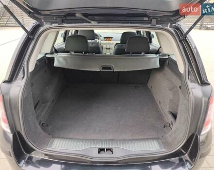 Чорний Опель Астра, об'ємом двигуна 1.6 л та пробігом 217 тис. км за 5600 $, фото 25 на Automoto.ua