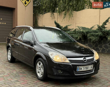 Чорний Опель Астра, об'ємом двигуна 1.7 л та пробігом 330 тис. км за 4400 $, фото 5 на Automoto.ua