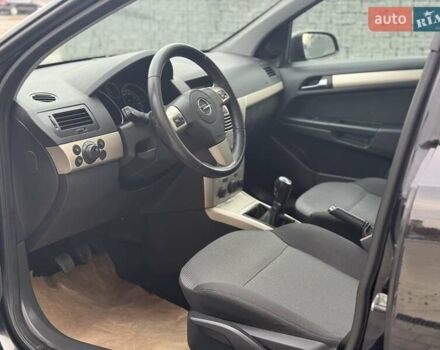 Чорний Опель Астра, об'ємом двигуна 1.6 л та пробігом 241 тис. км за 5499 $, фото 25 на Automoto.ua