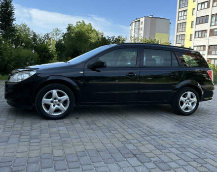 Черный Опель Астра, объемом двигателя 1.6 л и пробегом 188 тыс. км за 5650 $, фото 5 на Automoto.ua