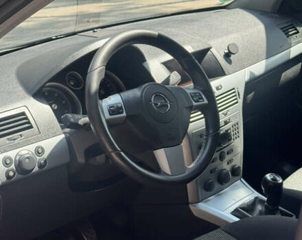 Чорний Опель Астра, об'ємом двигуна 1.9 л та пробігом 258 тис. км за 5999 $, фото 12 на Automoto.ua