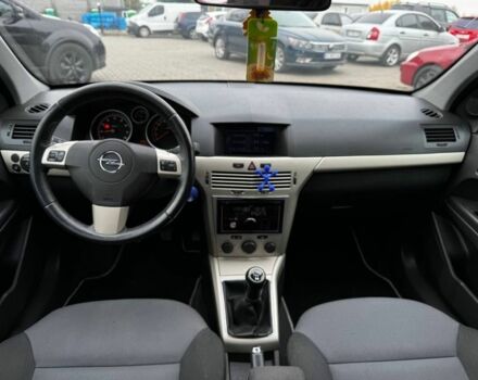 Чорний Опель Астра, об'ємом двигуна 1.6 л та пробігом 189 тис. км за 5900 $, фото 10 на Automoto.ua