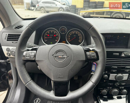 Чорний Опель Астра, об'ємом двигуна 1.6 л та пробігом 239 тис. км за 5999 $, фото 24 на Automoto.ua