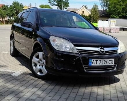 Черный Опель Астра, объемом двигателя 1.7 л и пробегом 260 тыс. км за 4700 $, фото 1 на Automoto.ua