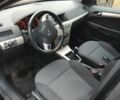 Черный Опель Астра, объемом двигателя 1.6 л и пробегом 240 тыс. км за 5600 $, фото 12 на Automoto.ua