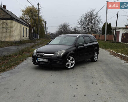 Черный Опель Астра, объемом двигателя 1.6 л и пробегом 189 тыс. км за 4999 $, фото 1 на Automoto.ua