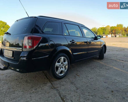 Опель Астра 2008 в Тростянце на Automoto.ua Черный Опель Астра, объемом двигателя 1.69 л и пробегом 292 тыс. км за 6200 $, фото 4 на Automoto.ua