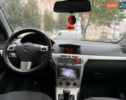 Опель Астра 2008 в Ровно на Automoto.ua Черный Опель Астра, объемом двигателя 1.7 л и пробегом 330 тыс. км за 4300 $, фото 30 на Automoto.ua