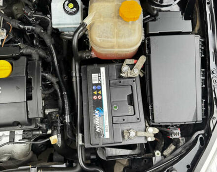 Чорний Опель Астра, об'ємом двигуна 1.6 л та пробігом 239 тис. км за 5999 $, фото 42 на Automoto.ua