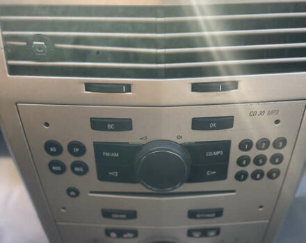 Чорний Опель Астра, об'ємом двигуна 1.6 л та пробігом 198 тис. км за 5250 $, фото 18 на Automoto.ua