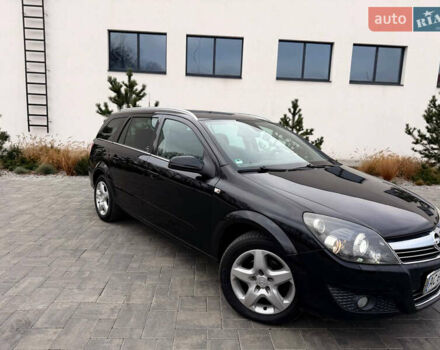 Чорний Опель Астра, об'ємом двигуна 1.8 л та пробігом 320 тис. км за 5400 $, фото 3 на Automoto.ua