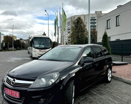 Черный Опель Астра, объемом двигателя 1.8 л и пробегом 225 тыс. км за 5800 $, фото 5 на Automoto.ua