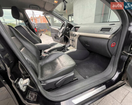 Чорний Опель Астра, об'ємом двигуна 1.6 л та пробігом 260 тис. км за 4650 $, фото 11 на Automoto.ua