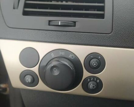 Черный Опель Астра, объемом двигателя 1.6 л и пробегом 200 тыс. км за 6000 $, фото 7 на Automoto.ua