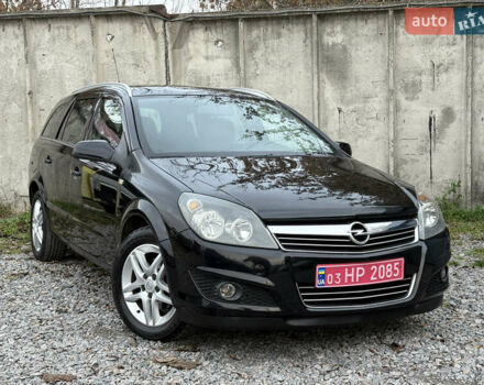 Черный Опель Астра, объемом двигателя 1.6 л и пробегом 208 тыс. км за 5600 $, фото 3 на Automoto.ua
