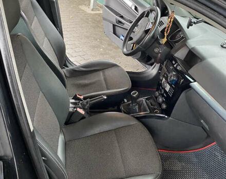 Чорний Опель Астра, об'ємом двигуна 1.6 л та пробігом 230 тис. км за 5000 $, фото 19 на Automoto.ua